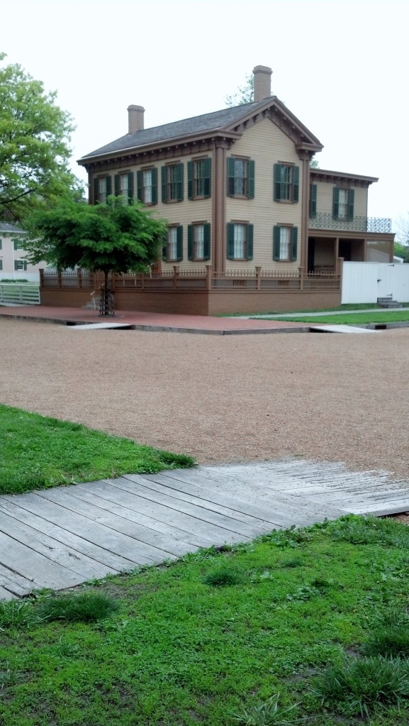 Lincoln Home Oct 2013