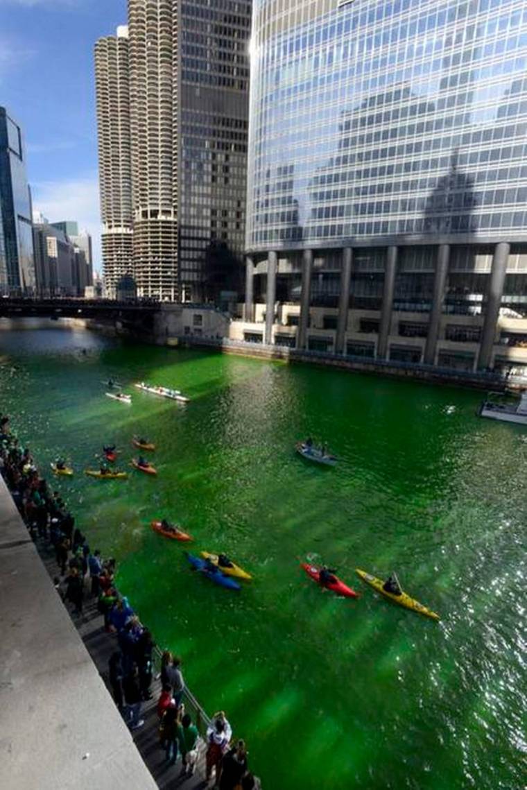 Chicago River Green 2015 3