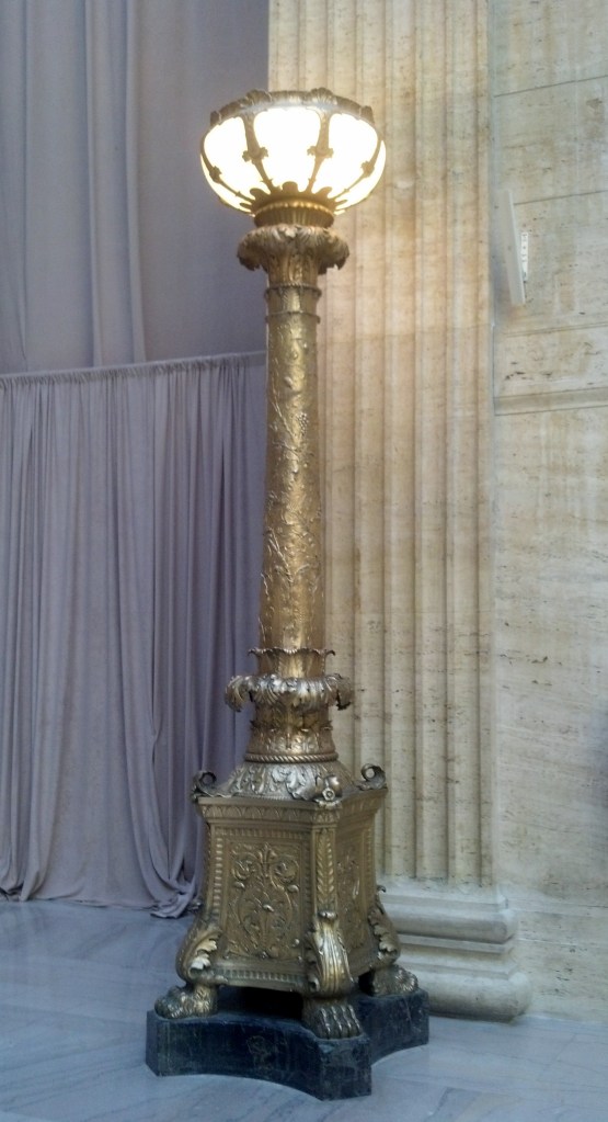 Light at Union Station Chicago