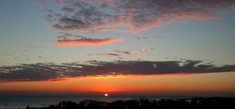 Sunrise Lake Michigan Jan 28 2016 2