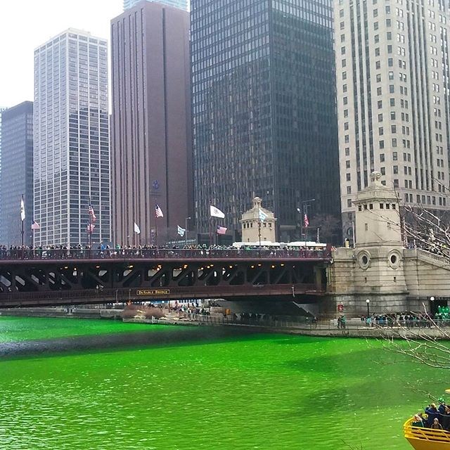 Chicago River Green 2016 1
