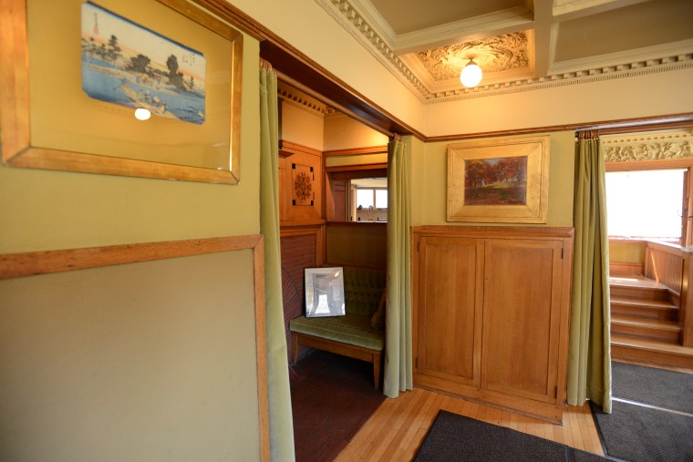 Frank Lloyd Wright Home Living Room