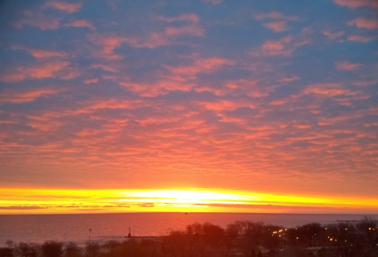 sunrise-lake-michigan-feb-16-2017-2